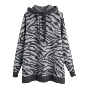 ANIMAL JACQUARD KNIT HOODIE