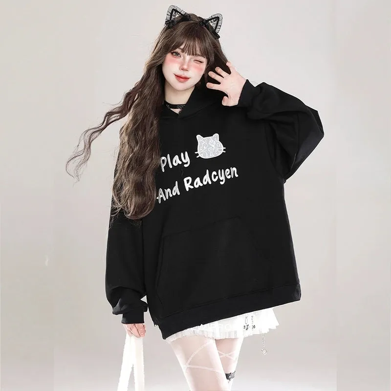 Kawaii Sweet Girl Style Black Cartoon Cat Embroidered Sweatshirt