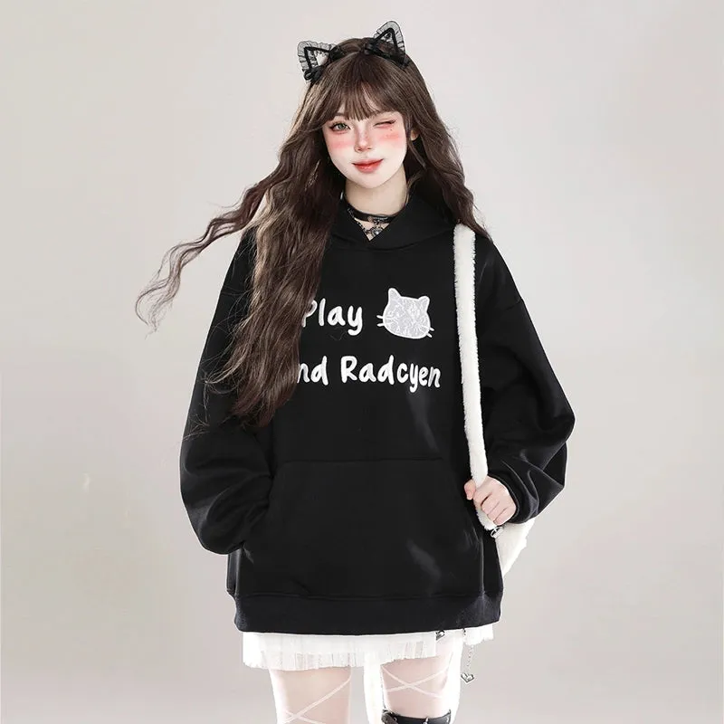 Kawaii Sweet Girl Style Black Cartoon Cat Embroidered Sweatshirt