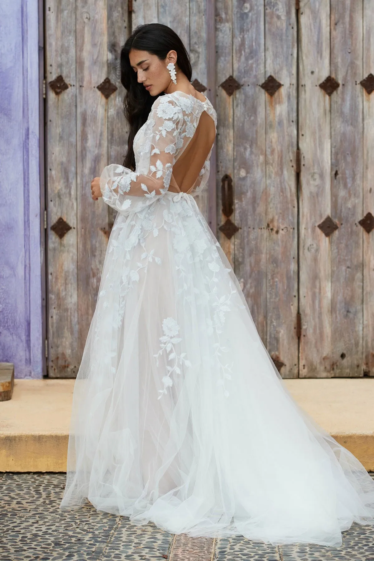 Olena (With Sleeves)