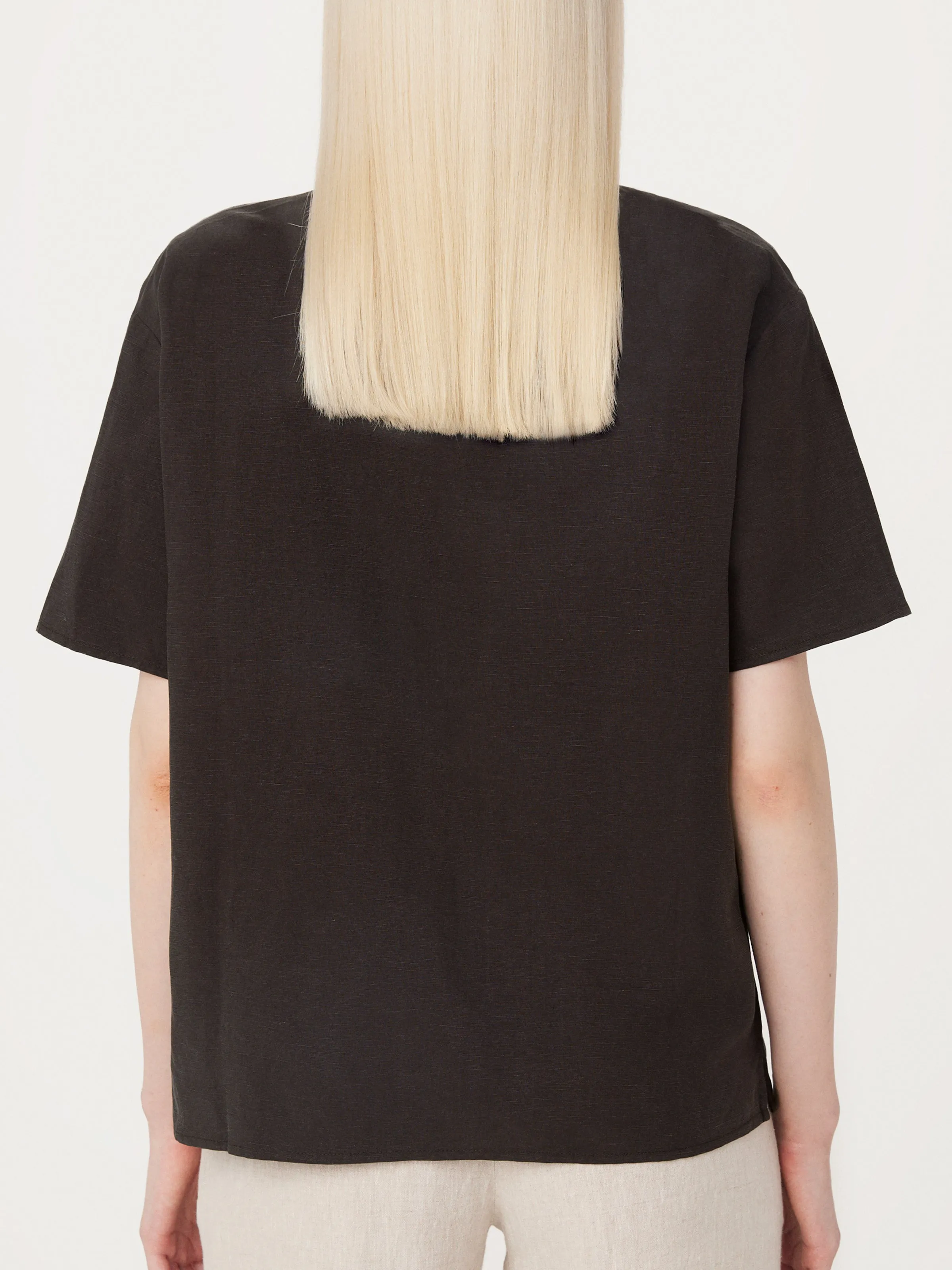 The Loose Camp Collar Blouse in Dark Chocolate